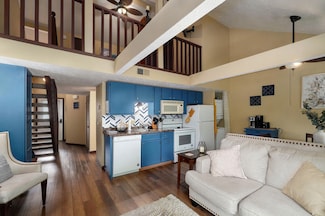 6 Memory Ln Unit 8, Branson, MO 65616