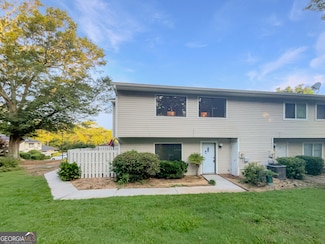 1472 Pine Log Rd NE, Conyers, GA 30012