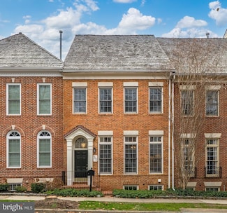 313 Hart Rd, Gaithersburg, MD 20878