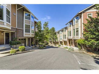 4256 S Corbett Ave, Portland, OR 97239