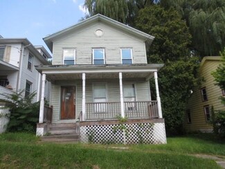 90 Water St, Lyons, NY 14489