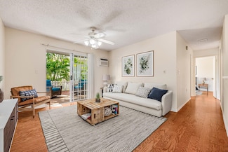 160 Keonekai Rd Unit 8-102, Kihei, HI 96753