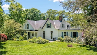 202 Buckwheat Rd, Germantown, NY 12526