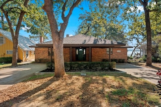 1006 Beverly Cir, Tool, TX 75143