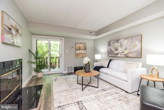 427 Shawmont Ave Unit D, Philadelphia, PA 19128