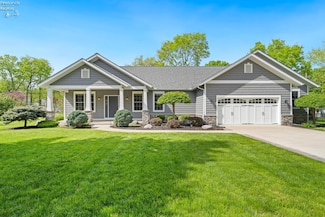 4371 E Ledge Rd, Port Clinton, OH 43452