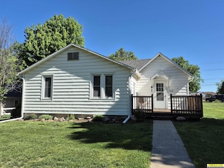 1112 10th St, Auburn, NE 68305