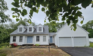 16 Landing Cir, Windsor, CT 06095