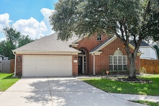 707 New Pines Dr, Spring, TX 77373