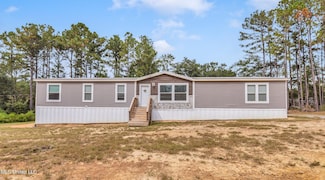 22280 Road 374, Kiln, MS 39556