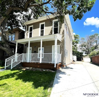 131 S 8th St, Council Bluffs, IA 51501