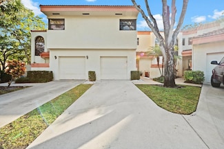 3402 Emerald Oaks Dr Unit 802, Hollywood, FL 33021