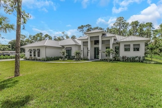 5174 Sycamore Dr, Naples, FL 34119