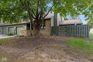 645 Conner Creek Dr, Fishers, IN 46038