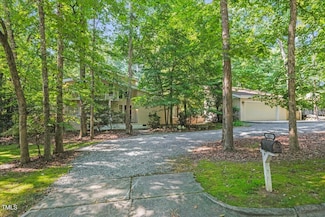 401 Lakeshore Ln, Chapel Hill, NC 27514