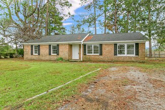 4654 Norwich Rd, Wilmington, NC 28405