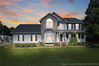 942 Foxhunt Ln, Fayetteville, NC 28314