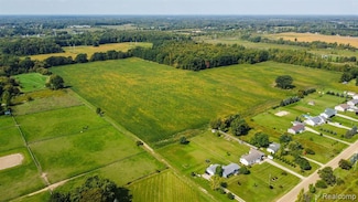 00 Center Rd, Mount Morris, MI 48458