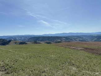 207 Amber Ave, Kooskia, ID 83539