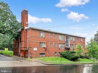 2321 Altamont Place SE Unit 102, Washington, DC 20020