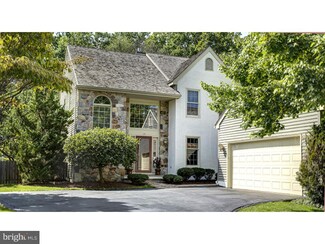124 Ponds Ln, Wilmington, DE 19807