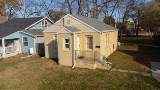 1215 21st St, Des Moines, IA 50311
