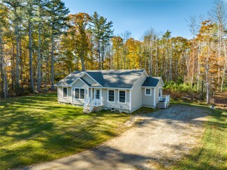 133 Phipps Point Rd, Woolwich, ME 04579