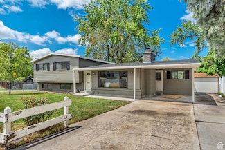 6362 S Meadowcrest Rd, Holladay, UT 84121