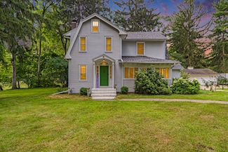 35 Minges Rd W, Battle Creek, MI 49015