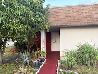 710 SW 73rd Ave Unit 34, North Lauderdale, FL 33068