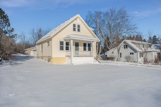 3933 W Austin St, Duluth, MN 55803