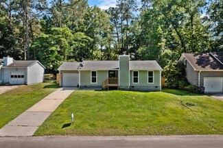 109 Sawmill Dr, Summerville, SC 29483