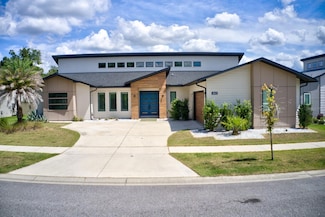 863 SW 120th Dr, Gainesville, FL 32607