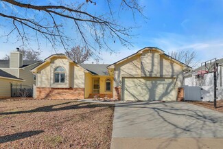 2315 N White Oak Rd, Derby, KS 67037
