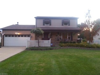 504 Cynthia Dr, Campbell, OH 44405
