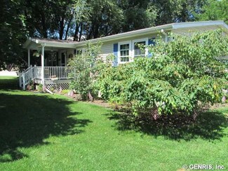 12 Sanford Dr, Nunda, NY 14517