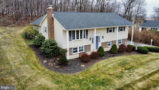 108 Thomas Ave, Dallastown, PA 17313