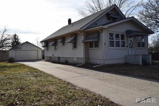 1306 E Paris Ave, Peoria, IL 61603