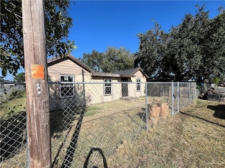301 Homero de Leon St, Edcouch, TX 78538