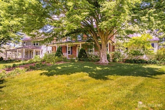 7 Finch Ct, Princeton Junction, NJ 08550