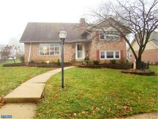 808 Sledge Ave, Reading, PA 19609