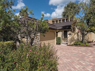 113 Bears Paw Trail Unit 7, Naples, FL 34105