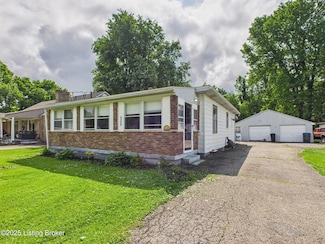 9729 Wilton Dr, Fairdale, KY 40118