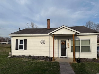 208 Poplar St, Loogootee, IN 47553