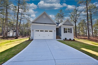 404 Piney Oak Dr, Carthage, NC 28327