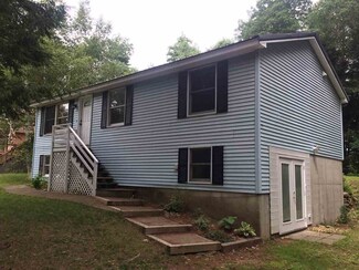 11 Lincoln Ln, Center Barnstead, NH 03225
