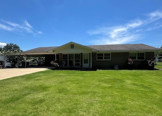 4601 Newsome Dr, Phenix City, AL 36870