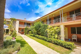 3637 S Olive Ave Unit 9, West Palm Beach, FL 33405