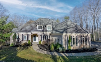 8 Wyeth Cir, Southborough, MA 01772