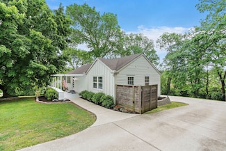 129 Neese Dr, Nashville, TN 37211